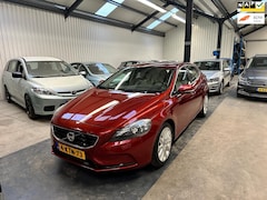 Volvo V40 - 1.6 T3 Summum