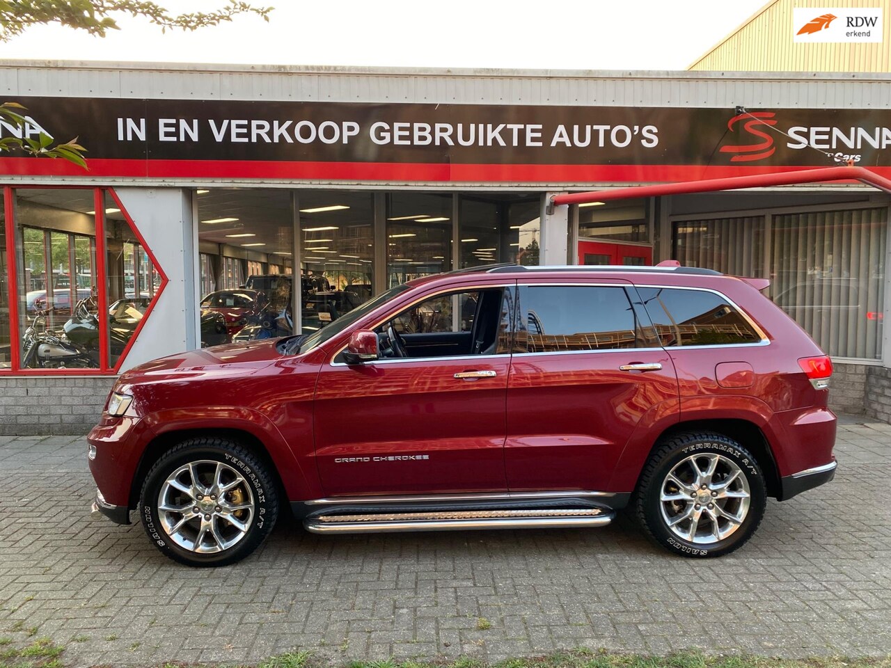 Jeep Grand Cherokee - 3.0 CRD Summit Limited - Pano - 20 inch - AutoWereld.nl