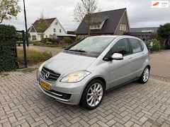 Mercedes-Benz A-klasse - 150 BlueEFFICIENCY Business Class Avantgarde | Airco Afneembare trekhaak Stoelverwarming |