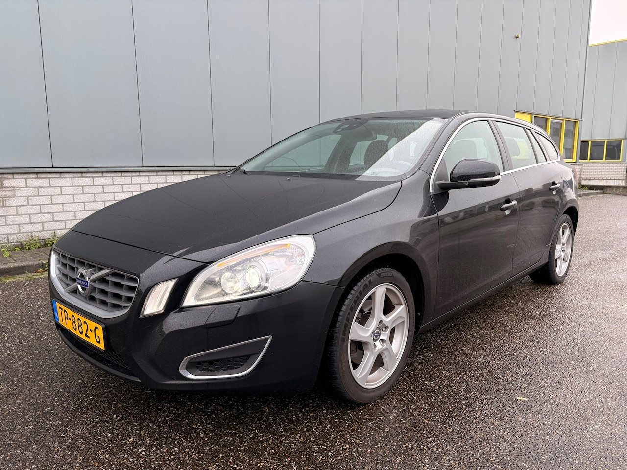 Volvo V60 - 1.6 T4 Summum 1.6 T4 Summum - AutoWereld.nl