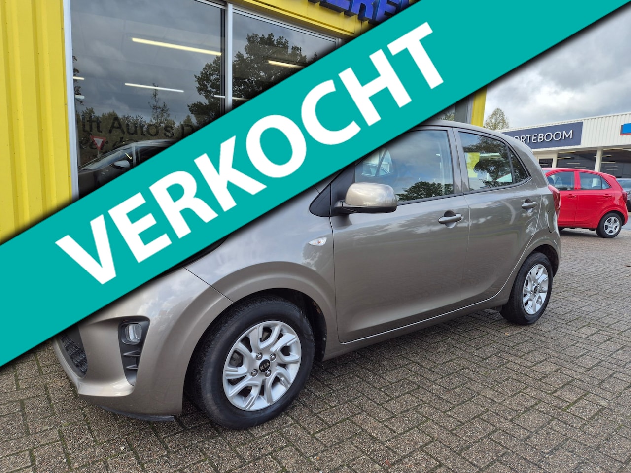 Kia Picanto - 1.0 CVVT ComfortPlusLine Navigator 1.0 CVVT ComfortPlusLine Navigator - AutoWereld.nl