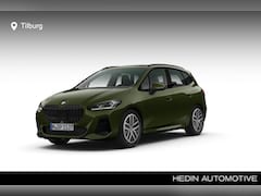 BMW 2-serie Active Tourer - 218i ActiveTourer M Sportpakket | Premium Pack | Panoramadak | Trekhaak | Driving Assistan