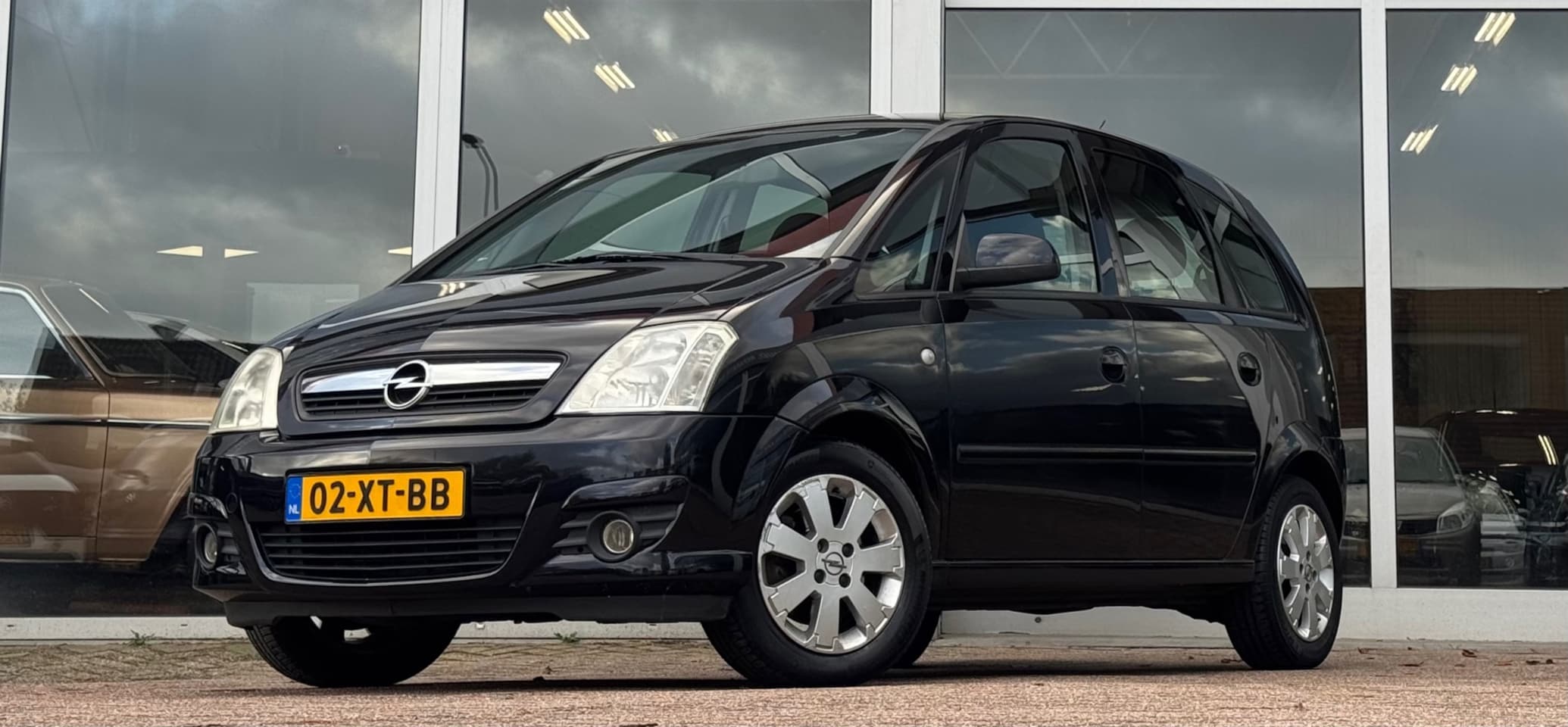 Opel Meriva - 1.6i 16V Temptation Garantie Automaat Airco 2e Eigenaar - AutoWereld.nl