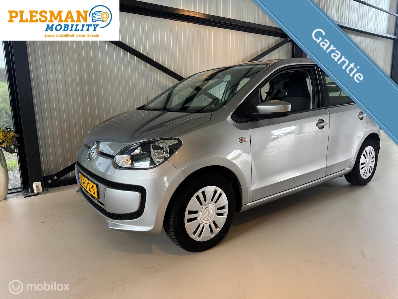 Volkswagen Up! - 1.0 move up! * Lage Km Stand * - AutoWereld.nl