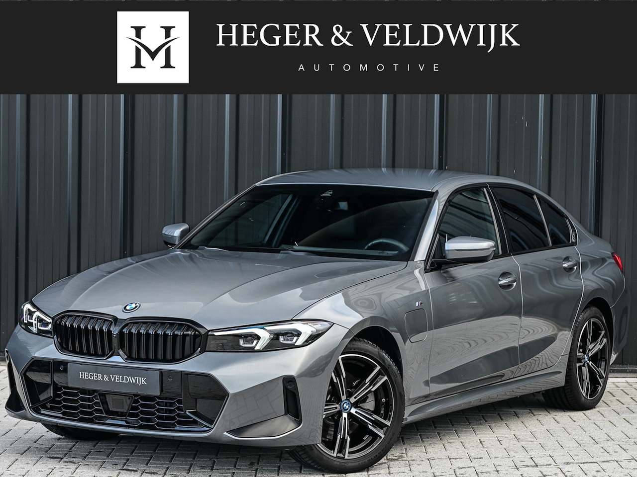 BMW 3-serie - 330e | M-SPORT | SPORT SEATS | AMBIANCE INTERIEUR | ACTIVE CRUISE | DAB+ | HIFI SOUND | SH - AutoWereld.nl