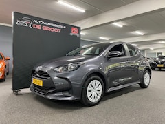 Toyota Yaris - 1.5 Hybrid Active NL-auto / Navigatie / Carplay