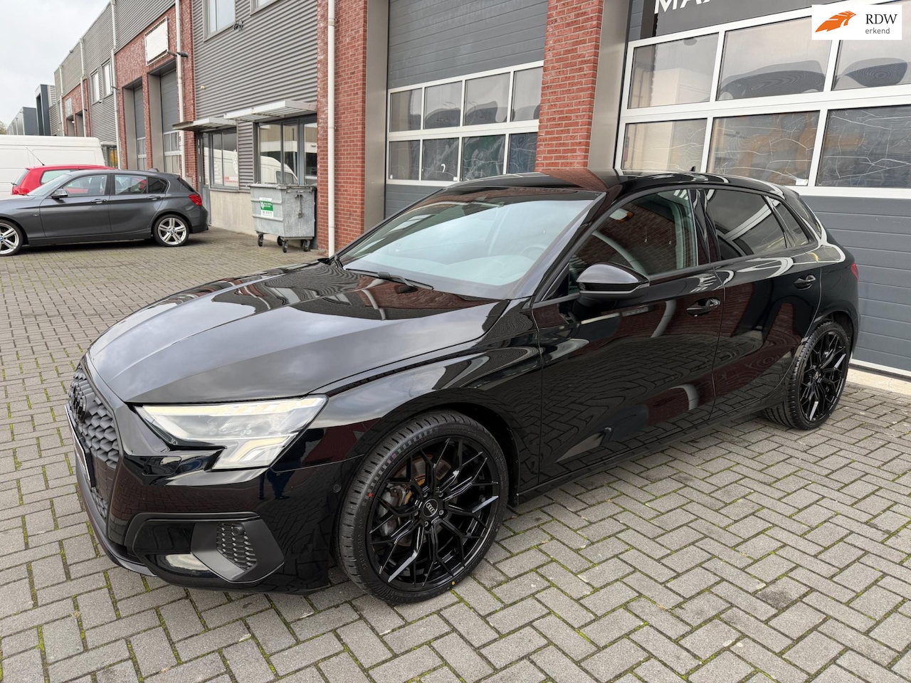 Audi A3 Sportback - 35 TFSI AUT LED ACC Leder Carplay Camera - AutoWereld.nl