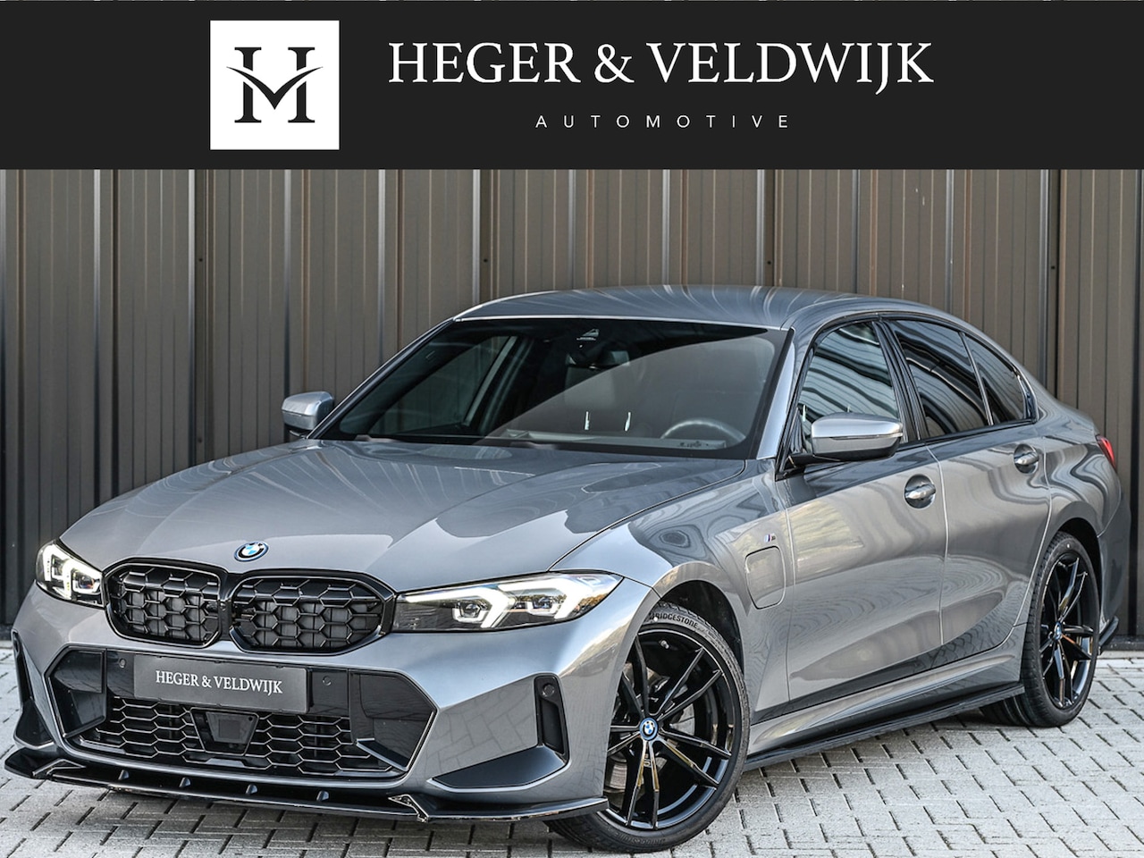 BMW 3-serie - 330e | M-SPORT | SPORT SEATS | AMBIANCE INTERIEUR | ACTIVE CRUISE | DAB+ | HIFI SOUND | SH - AutoWereld.nl