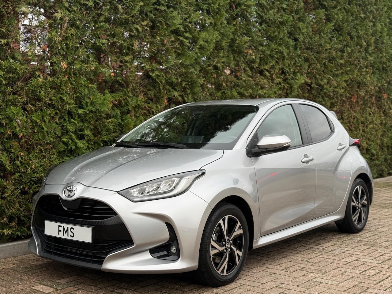 Toyota Yaris - 1.5 Hybrid Dynamic CarPlay Camera - AutoWereld.nl