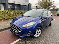 Ford Fiesta - 1.0 Style Airco Licht/Pakket telefoonvoorbereiding Lichtmetalen-Velgen