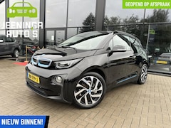 BMW i3 - Basis 94Ah 33 kWh|Stoelverwarming|Pano|Camera|Leer