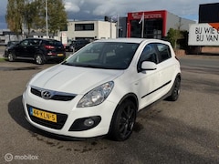 Hyundai i20 - 1.4i DynamicVersion