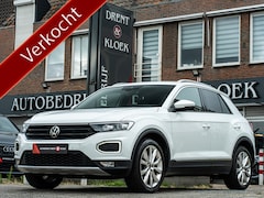 Volkswagen T-Roc - 1.5 TSI Style Sport LED VIRTUAL DASH CAMERA 18 INCH TREKHAAK STOEL EN STUURVERW