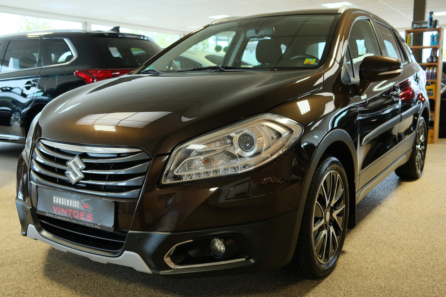 Suzuki SX4 S-Cross - 1.6 High Executive Trekhaak, PDC, L/m velgen! - AutoWereld.nl