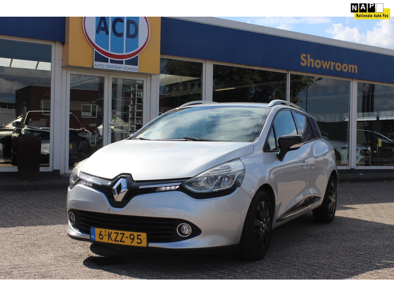 Renault Clio Estate - 0.9 TCe Expression | Orig. NL | Apk sept 2026 | - AutoWereld.nl