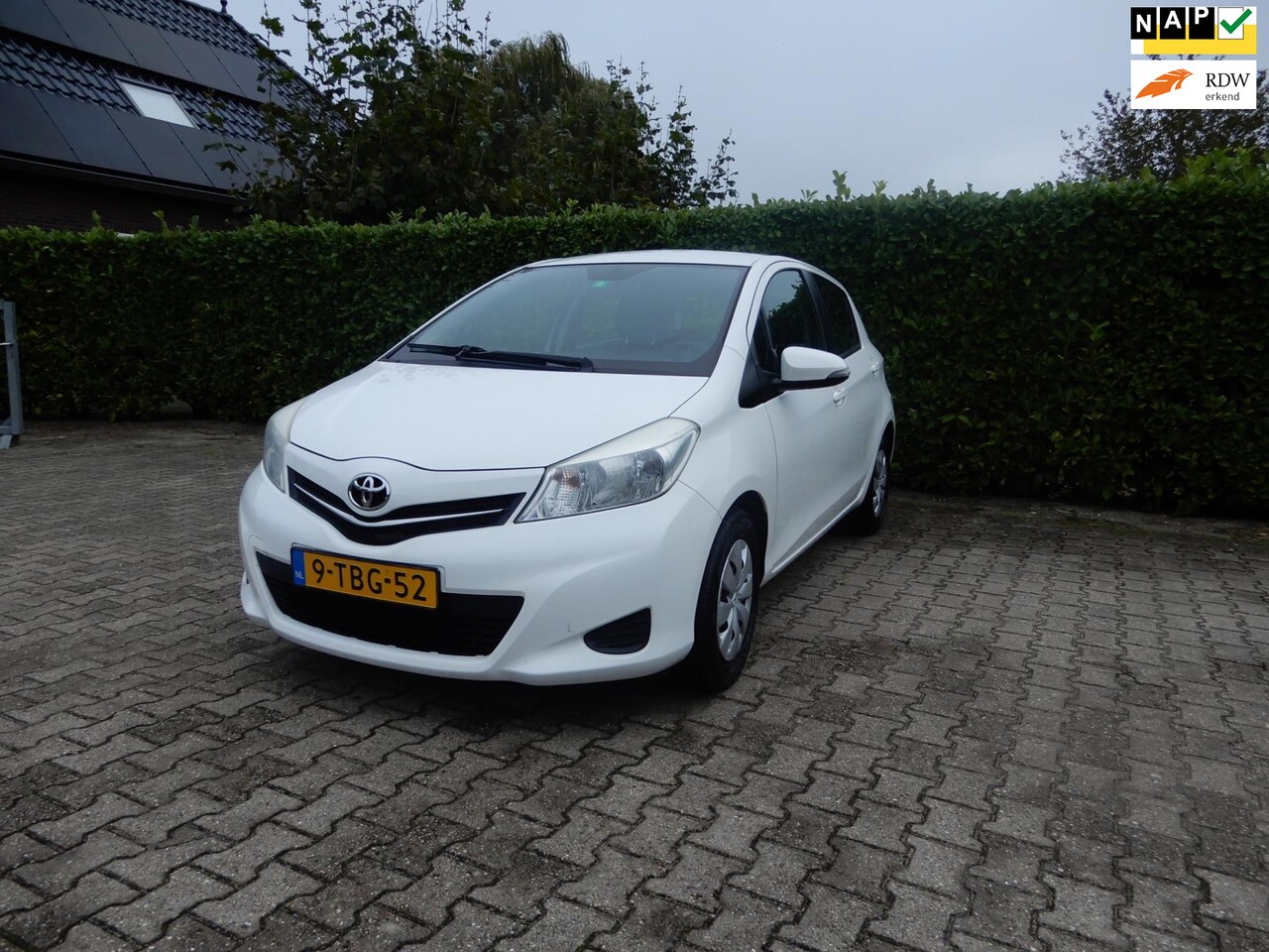 Toyota Yaris - 1.0 VVT-i Now 1.0 VVT-i Now - AutoWereld.nl