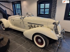 Auburn Speedster - boottail oldtimer belastingvrij
