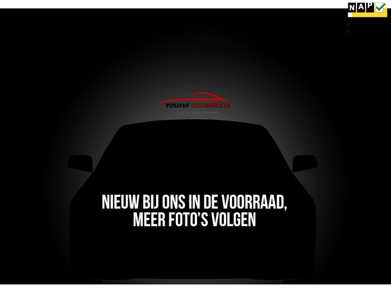 Ford Focus Wagon - 1.5 EcoBlue Edition Business|Dodehoek|Camera|Keyless|Navi - AutoWereld.nl
