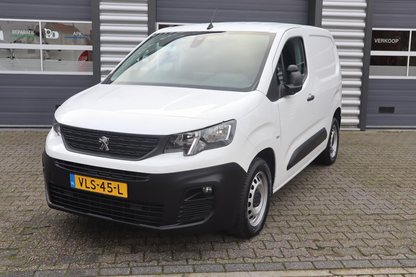 Peugeot Partner - 1.5 BlueHDI Premium 1.5 BlueHDI Premium - AutoWereld.nl