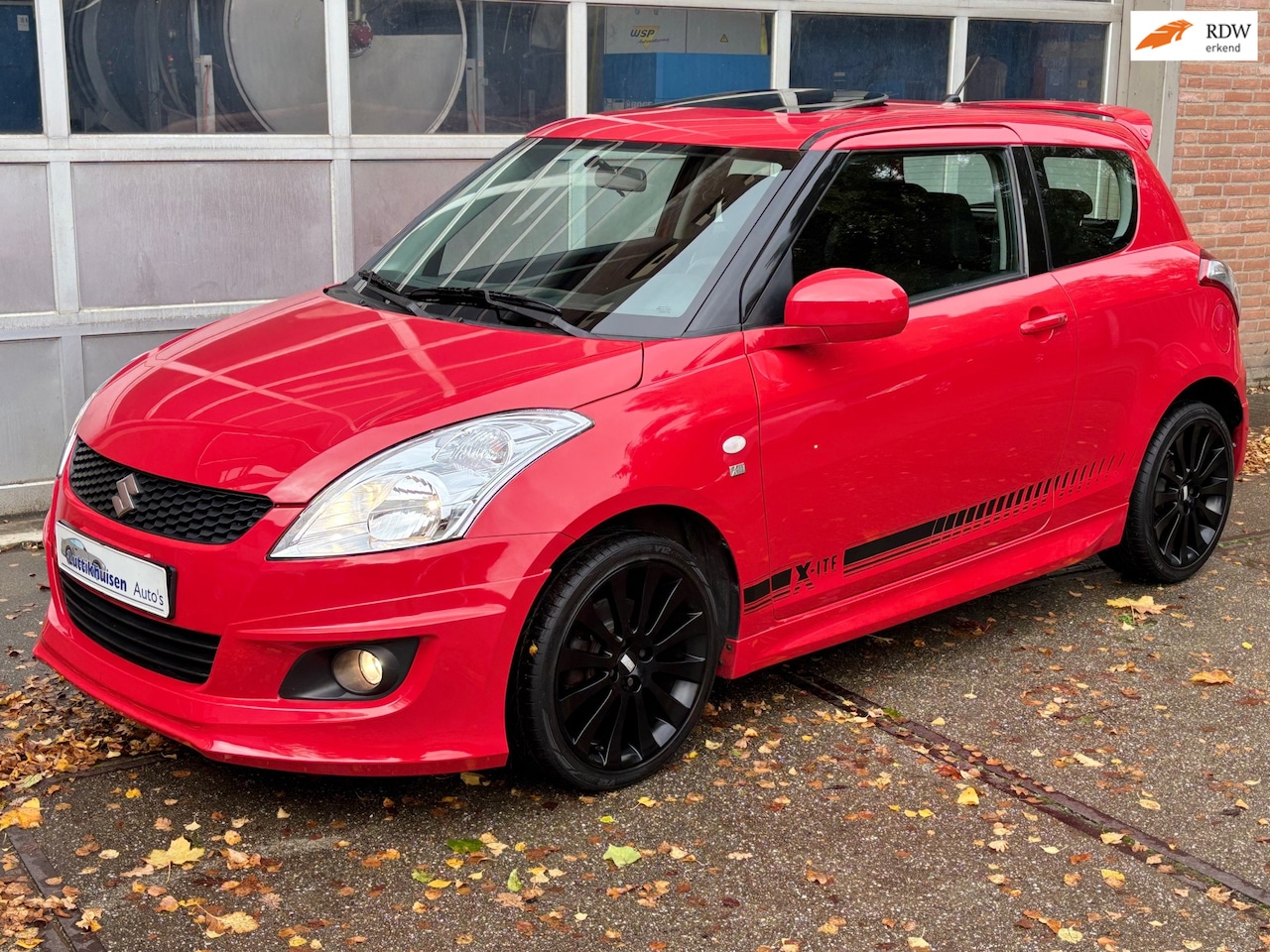Suzuki Swift - 1.2 Sport-line X-ite,Key-less,Schuifdak,Cruise,Climat,LMV 17inch,87000 KM AANTOONBAAR - AutoWereld.nl