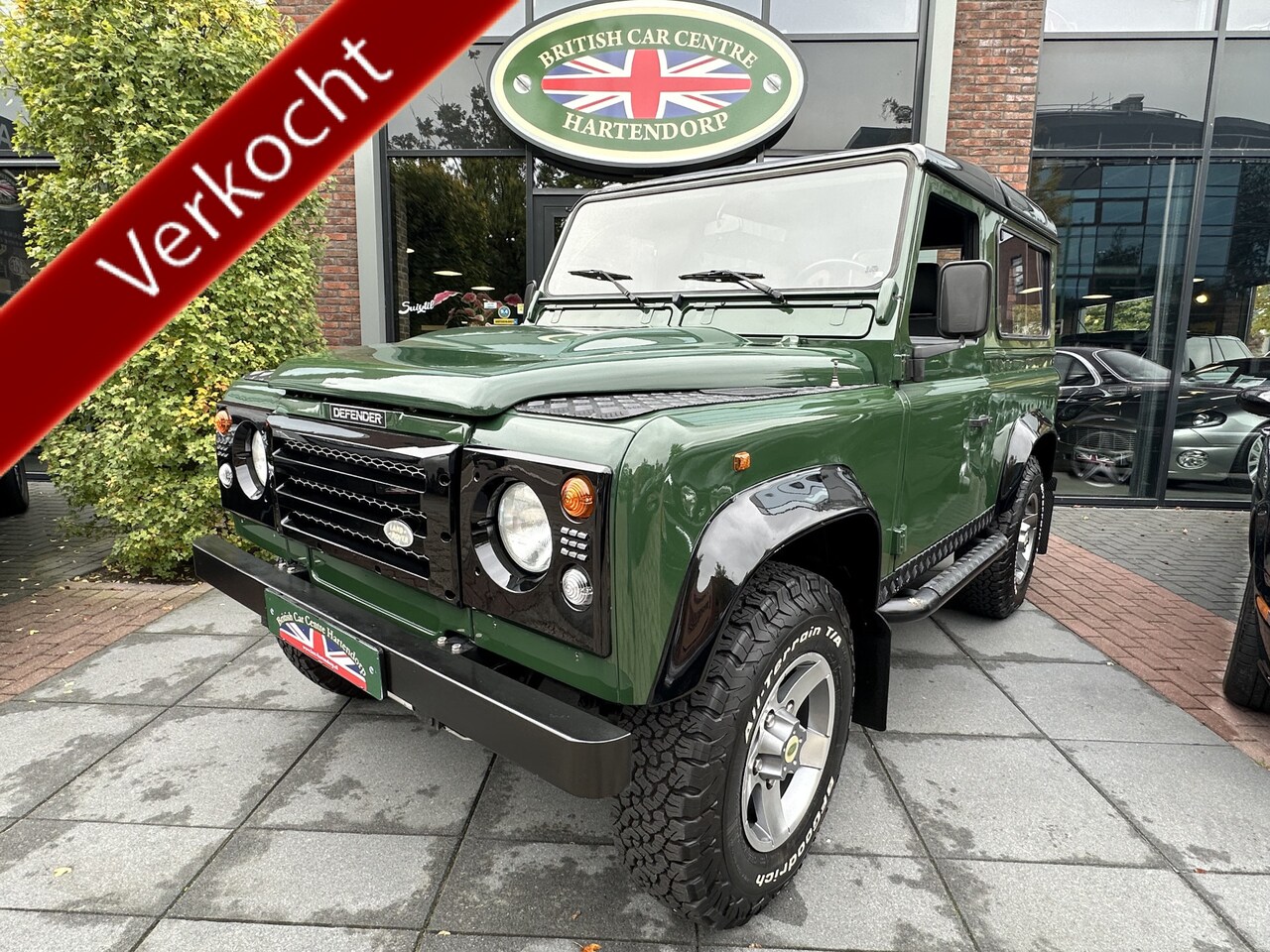 LAND ROVER DEFENDER 90