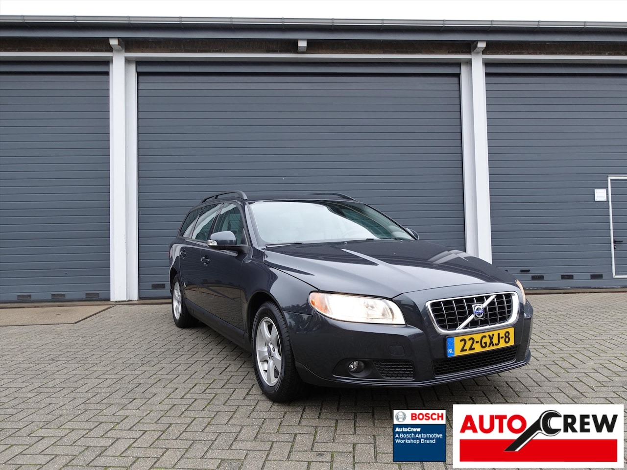 Volvo V70 - 2.0 107KW Kinetic TREKHAAK YOUNGTIMER LEDER CRUISE - AutoWereld.nl