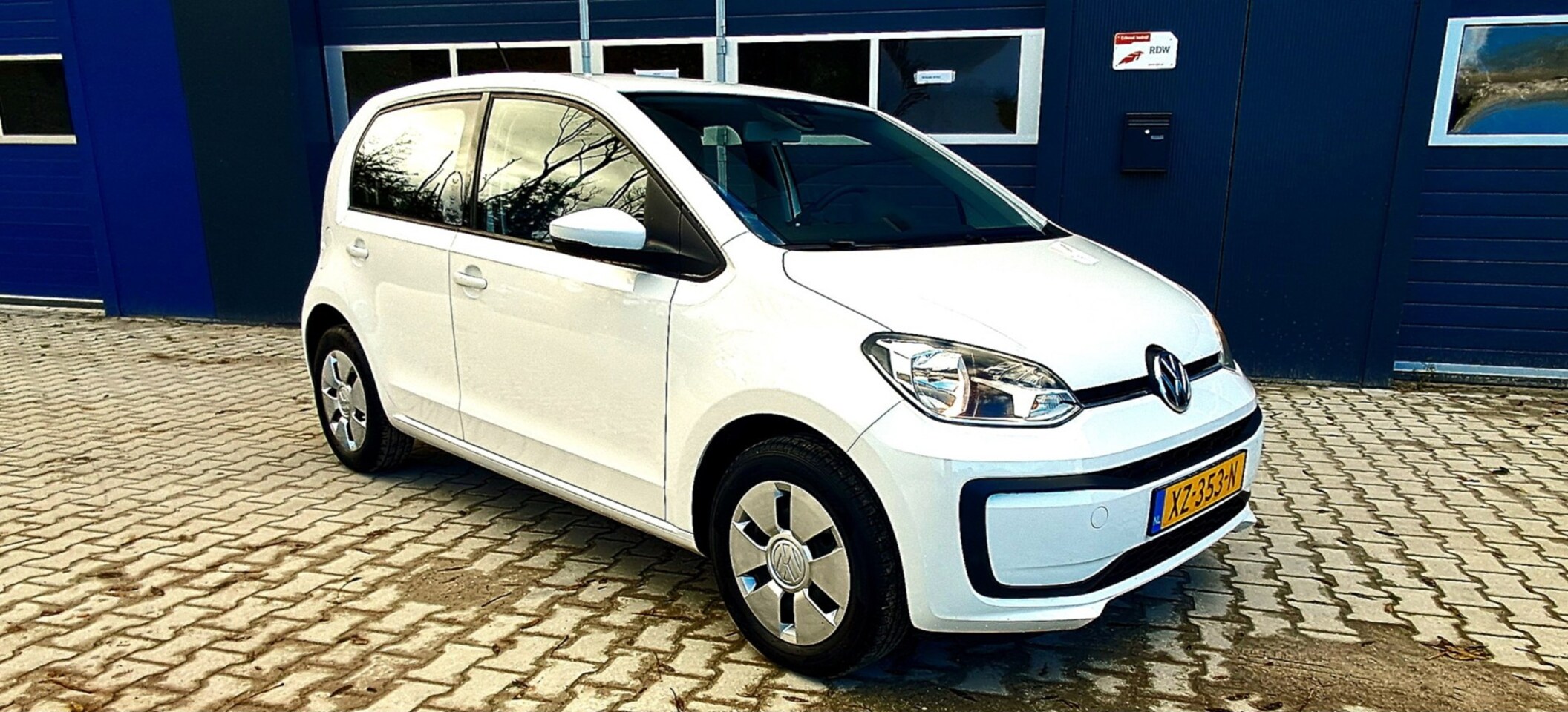 Volkswagen Up! - 1.0 BMT move up! 1.0 BMT move up! - AutoWereld.nl