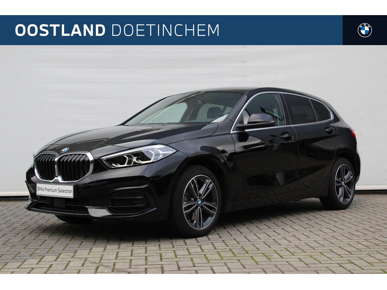 BMW 1-serie - 118i Sport Line Automaat / Sportstoelen / LED / Cruise Control / Live Cockpit Professional - AutoWereld.nl