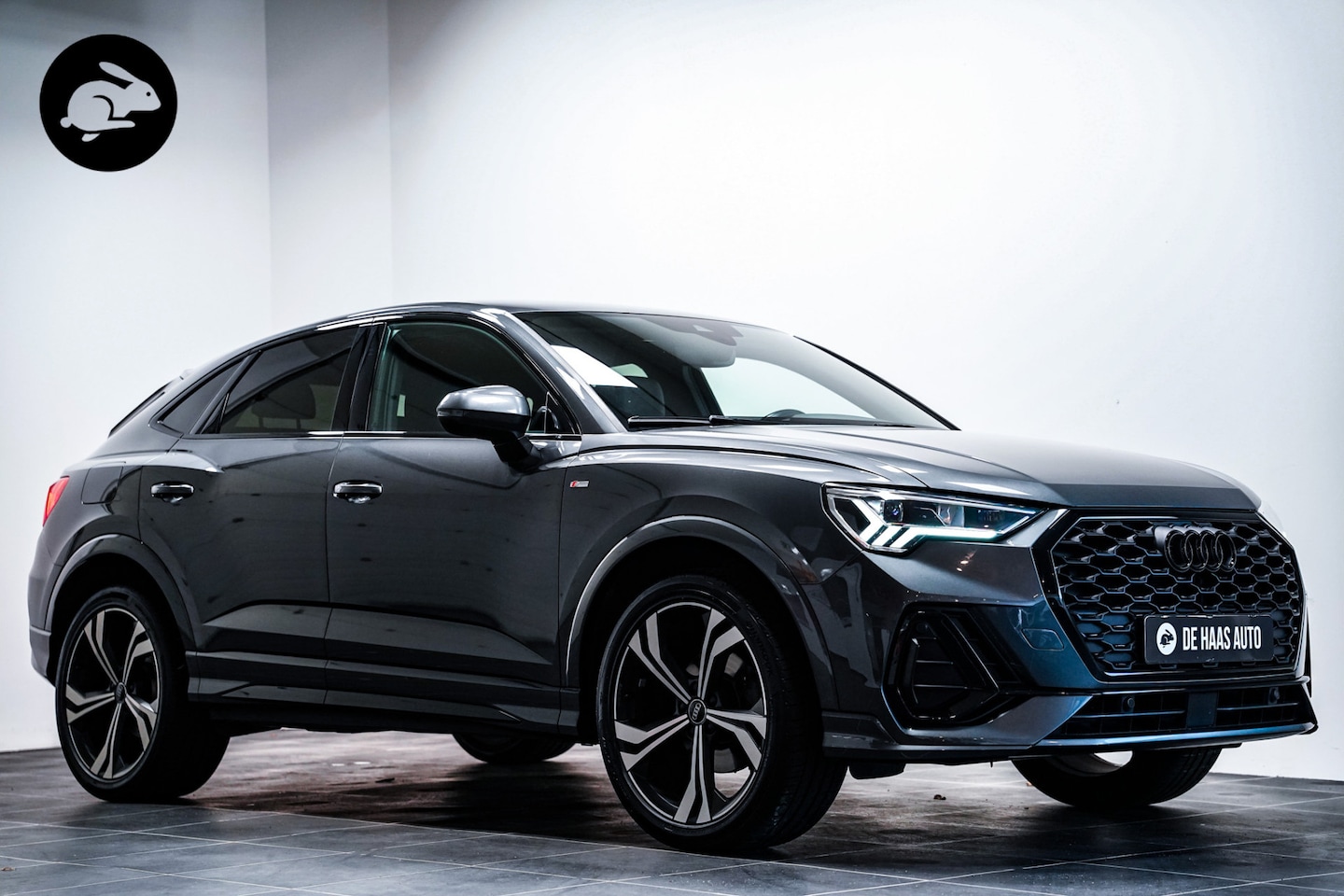 Audi Q3 Sportback - 35 TFSI S-Line|20 inch|Trekhaak|Full Led|Acc|Camera - AutoWereld.nl