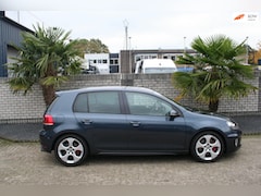 Volkswagen Golf - 2.0 GTI