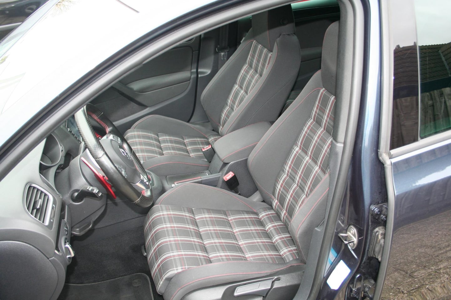 Volkswagen Golf - 2.0 GTI 2.0 GTI