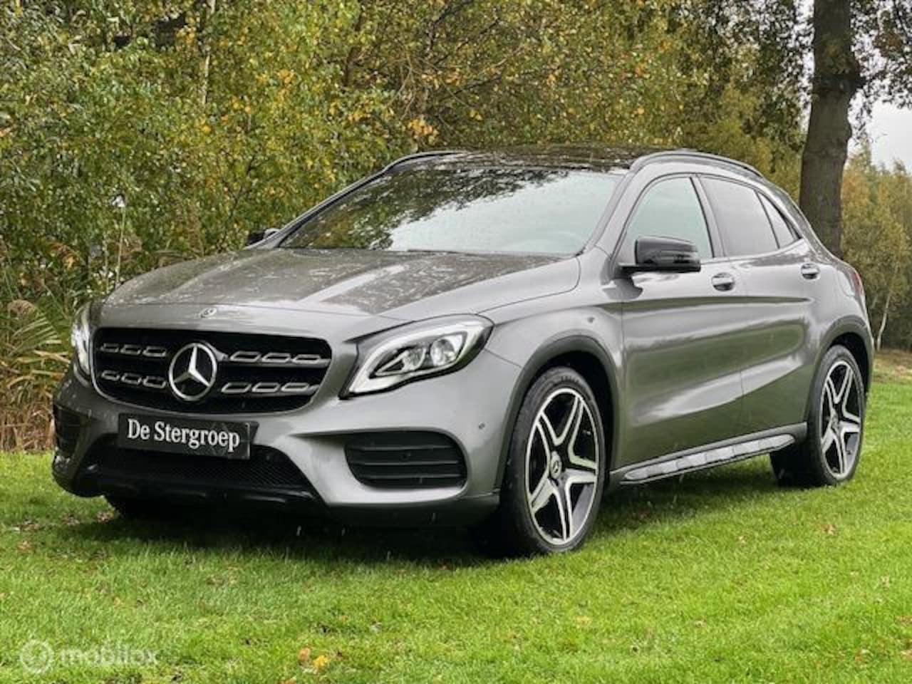 Mercedes-Benz GLA-Klasse - 180 Business Solution AMG Night Upgrade 180 Business Solution AMG Night Upgrade - AutoWereld.nl