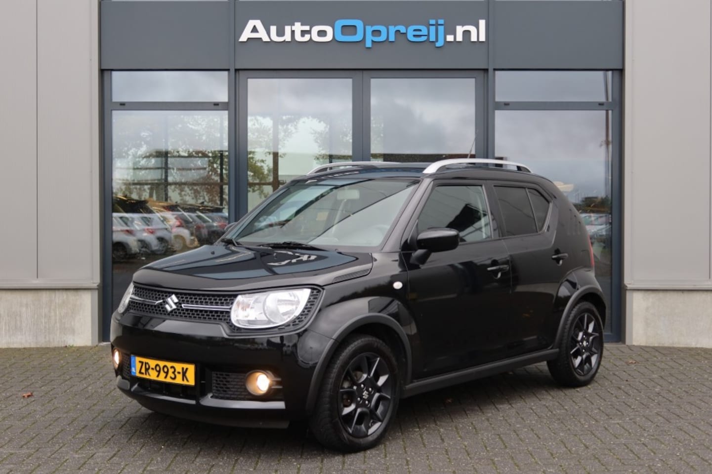 Suzuki Ignis - 1.2 Select Intro Airco, NAVI, Camera, Stoelverwarming - AutoWereld.nl