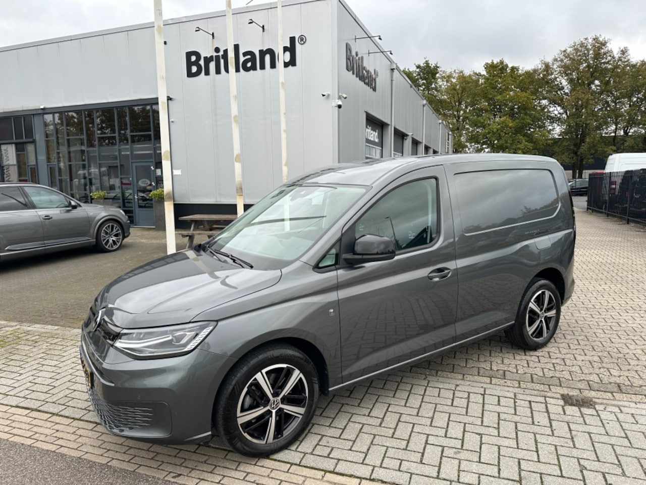 Volkswagen Caddy - 2.0 TDI 122pk DSG 75 Edition bj2023 *Adaptive *Led *Navi *PDC *Leer - AutoWereld.nl