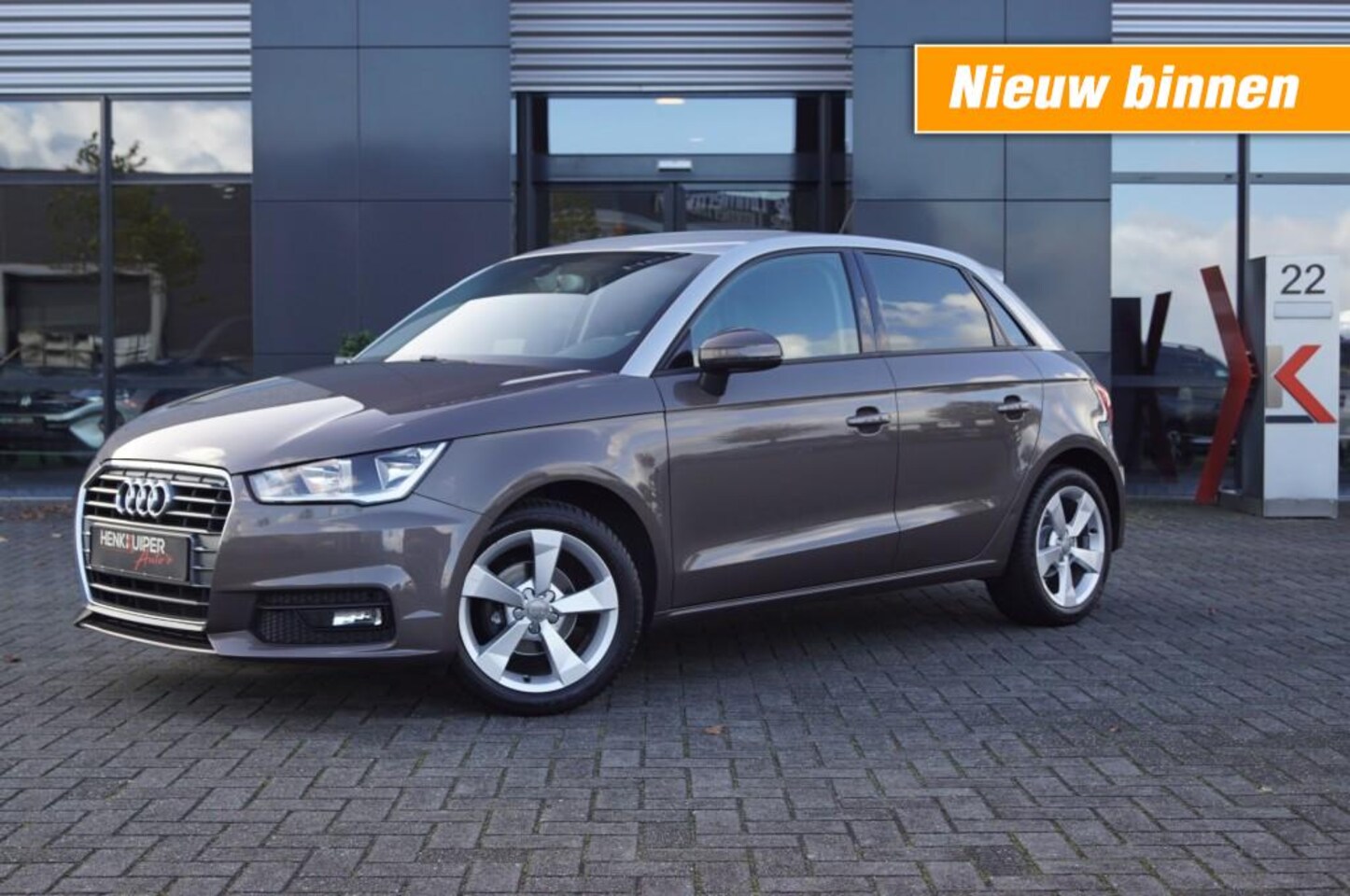 Audi A1 Sportback - Sportback 1.0 TFSI Pro Line 95pk / Navi / PDC / Sportstoelen/ stoelverwarming, Climatronic - AutoWereld.nl