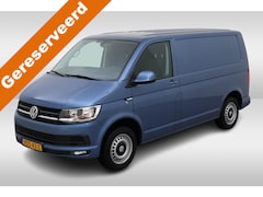 Volkswagen Transporter - 2.0 TDI L1H1 Highline 150 pk Automaat / Navigatie / PDC