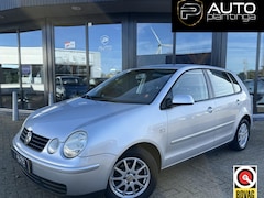 Volkswagen Polo - 1.4-16V Athene 75PK | Nette Staat | Trekhaak | Airco | Cruise Control | Lichtmetalen Velge