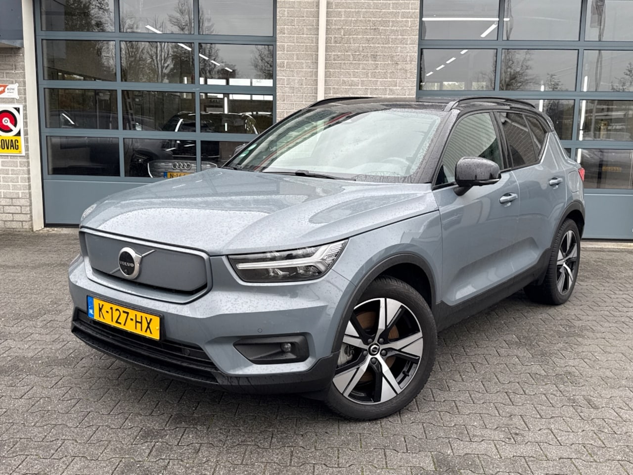 Volvo XC40 - Recharge P8 AWD R-Design Recharge P8 AWD R-Design - AutoWereld.nl