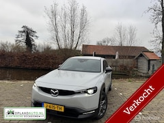 Mazda MX-30 - e-SkyActiv First Edition 36 kWh | Camera