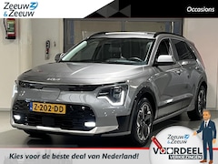 Kia Niro EV - ExecutiveLine 64.8 kWh | Navi | Apple Carplay/ Android Auto | Schuif/Kanteldak | Elektrisc
