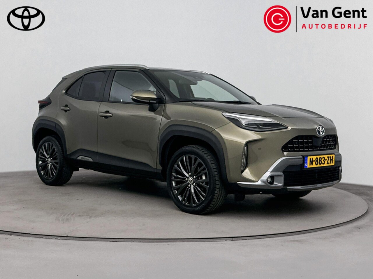 Toyota Yaris Cross - 1.5 Hybrid Adventure | Dodehoek | JBL | Stoelverwarming | Verwarmbaar stuurwiel | Navigati - AutoWereld.nl