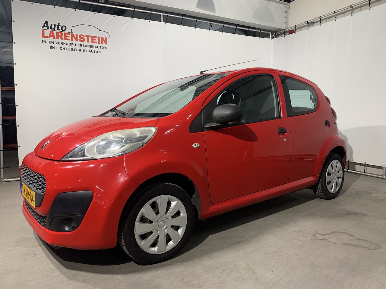 Peugeot 107 - 1.0i 68pk Access Accent 5 Drs Airco - AutoWereld.nl
