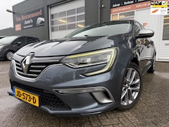 Renault Mégane - 1.2 TCe GT-Line van 2de Eig met parkeersensoren en navigatie en bluetooth telefoon / media