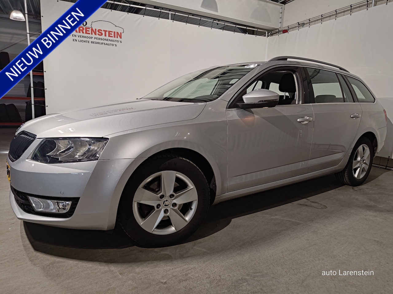 Skoda Octavia Combi - TSI 116pk Greentech Ambition Style Business 85kw Navi / Cruise C./ Clima / PDC DAB / WiFi - AutoWereld.nl