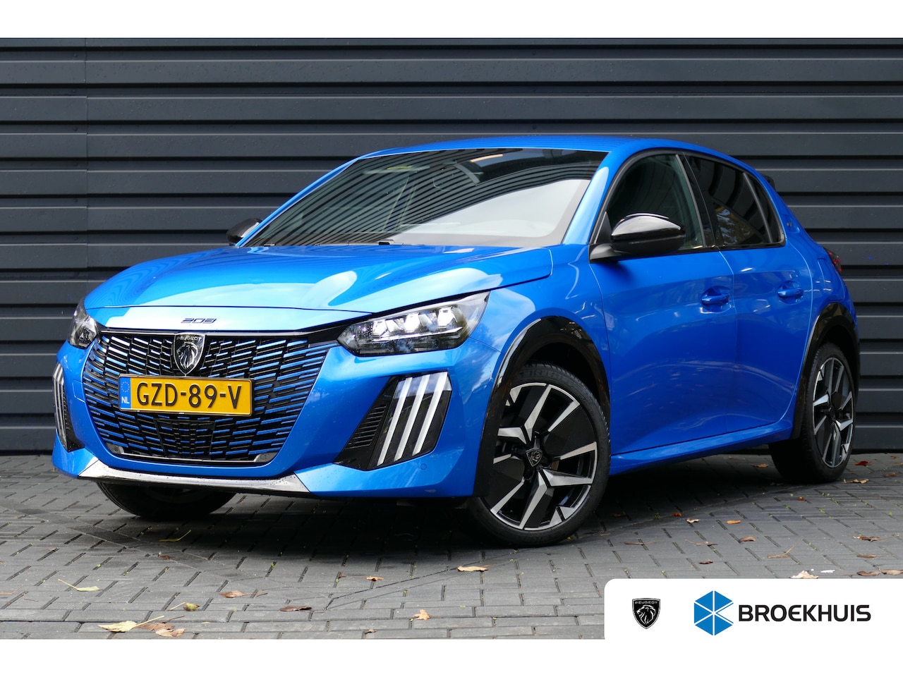 Peugeot 208 - HYBRID 100PK 5-DRS GT AUTOMAAT / NAVI / CLIMA / PDC / 17"LMV / CAMERA / KEYLESS / FULL-LED - AutoWereld.nl
