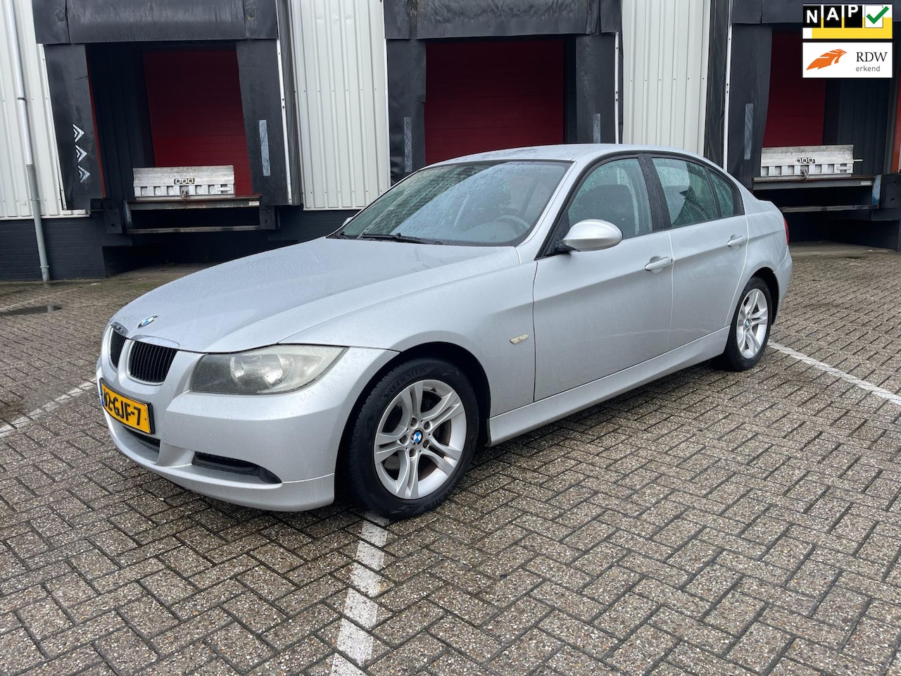 BMW 3-serie - 318i Business Line 318i Business Line - AutoWereld.nl