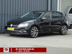 Volkswagen Golf - 1.0 TSI Comfortline Business Automaat | Carplay | 18"