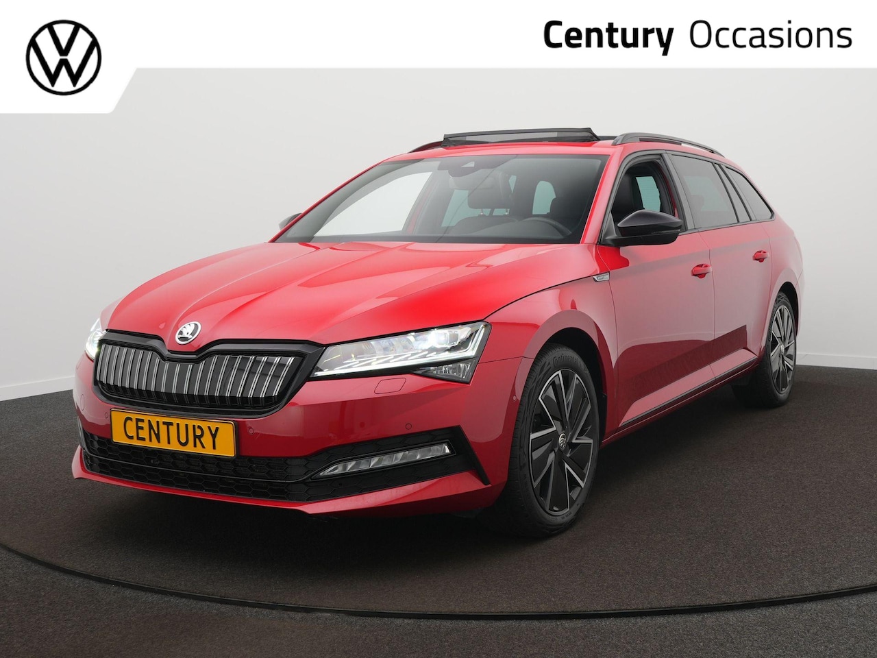 Skoda Superb Combi - 1.4 TSI iV Sportline Business | Panoramadak | Leren bekleding | Adaptive Cruise - AutoWereld.nl