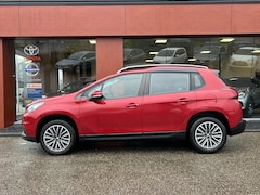 Peugeot 2008 - 1.2 PureTech Blue Lion | Trekhaak | Navigatie