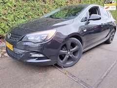 Opel Astra - 1.4 Turbo Color Edition